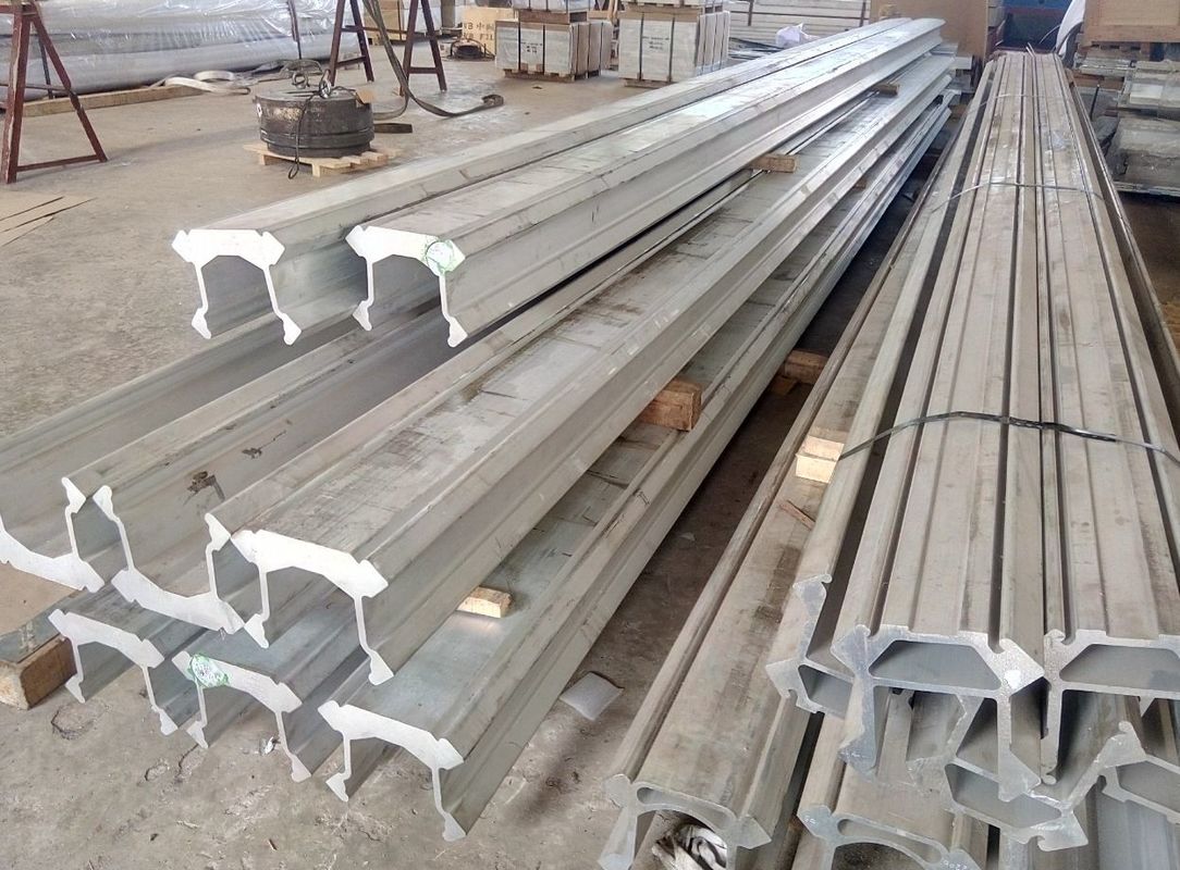 T Shape 4.2M อลูมิเนียมโปรไฟล์อัดความแข็งแรงสูง 2.71 G / Cc ความหนาแน่น